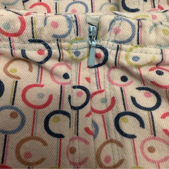 I.E. relaxed full skirt. Women’s 10. - Picture 6 of 6